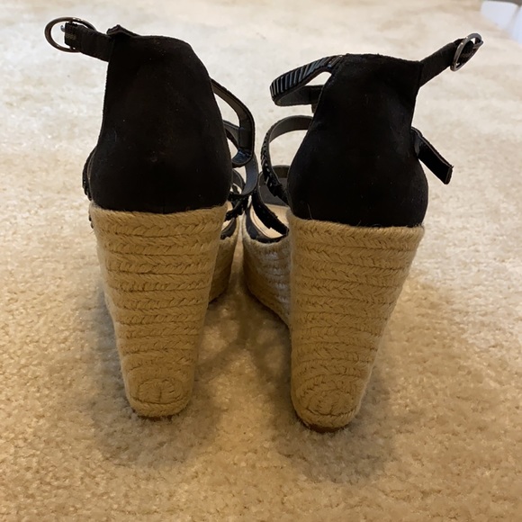 Jessica Simpson black platform sandals - Picture 3 of 6